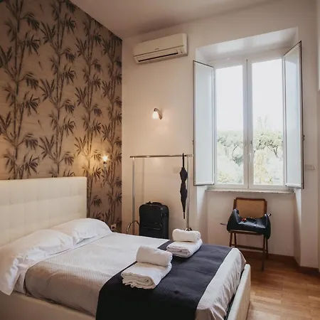Colosseo Apartment *